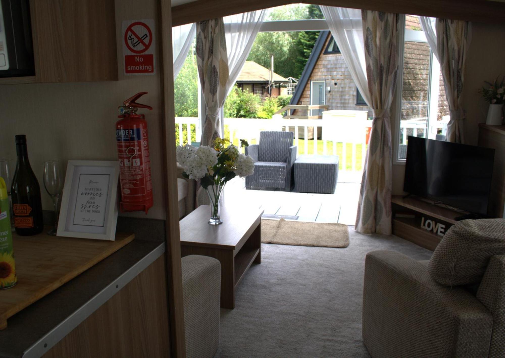 41 The Meadows Luxury Hot Tub Holidays Tattershall Lakes Exterior foto