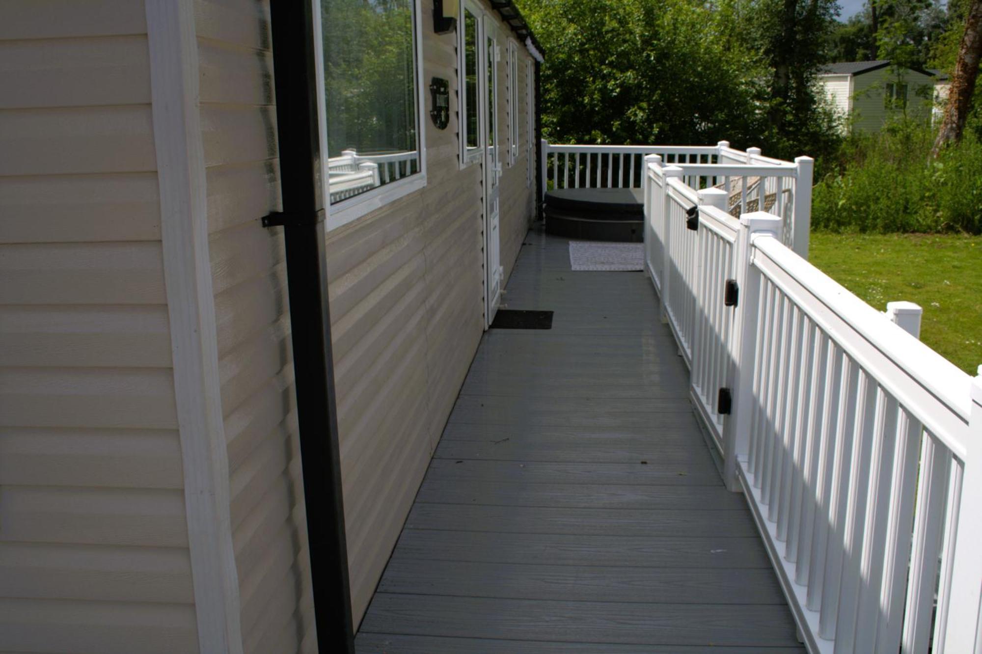 41 The Meadows Luxury Hot Tub Holidays Tattershall Lakes Exterior foto